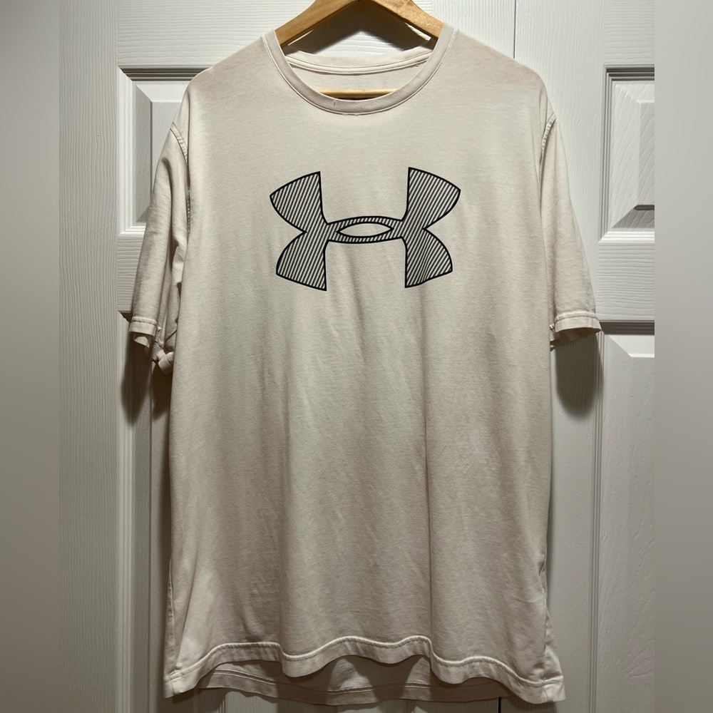 Under Armour Short Sleeve T Shirt
